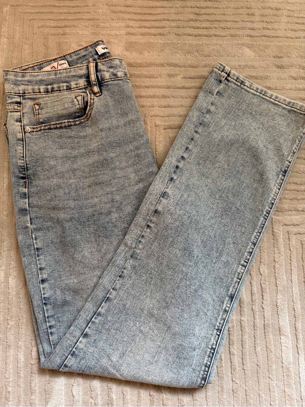 Vigoss Light Wash Straight Leg Jeans